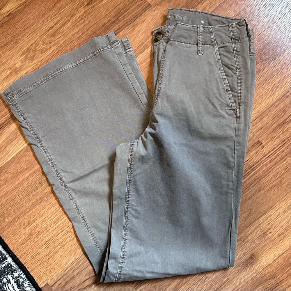 American Eagle Khakis